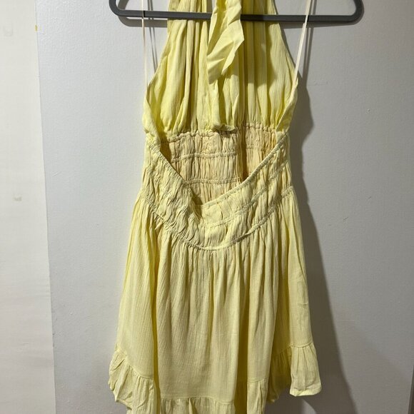 🏷 *NWT* 🌻 VICI Aster Halter Smocked Mini Dress | Size L 🌻 - Picture 5 of 8